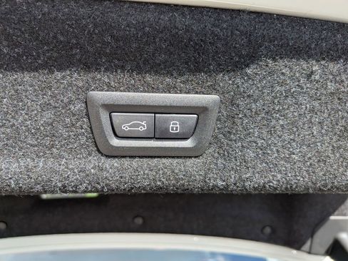 New 2026 BMW 330i xDrive Sedan w/ Premium Package AWD/4WD image 22