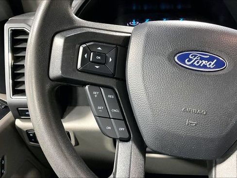 Used 2022 Ford F250 XLT w/ XLT Premium Package AWD/4WD image 12