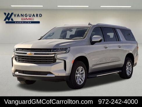 Used 2024 Chevrolet Suburban LT image 8
