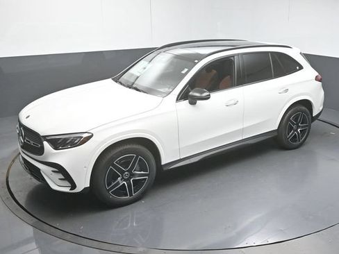 Used 2026 Mercedes-Benz GLC 300 image 45