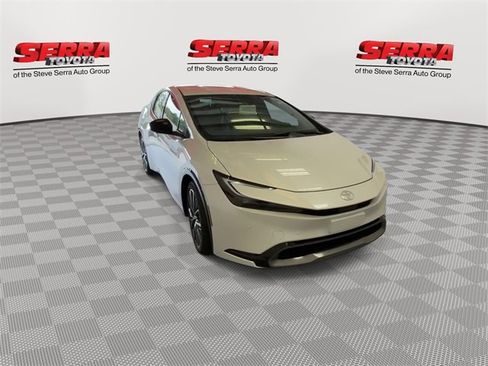 New 2026 Toyota Prius XLE image 4