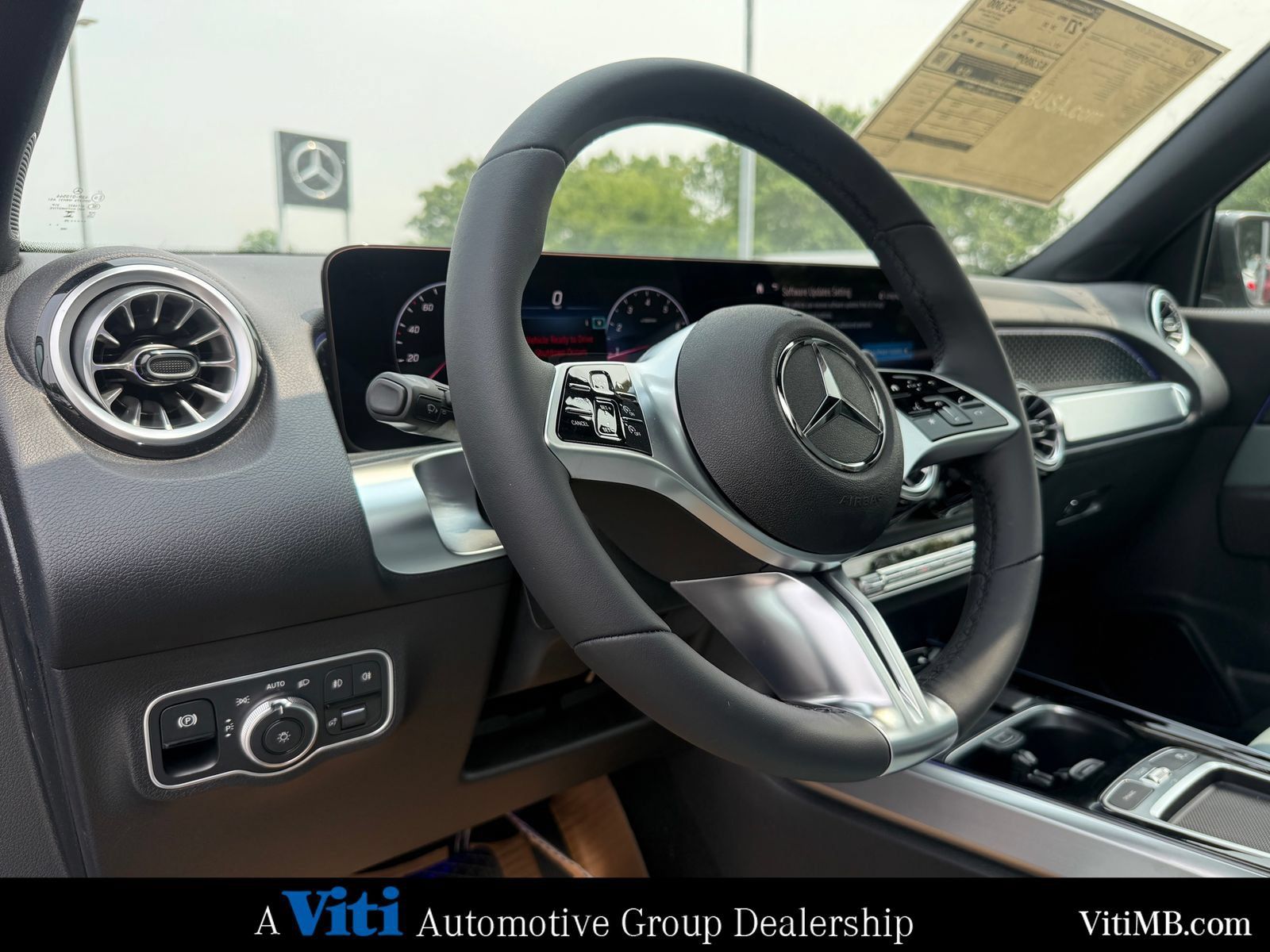 New 2026 Mercedes-Benz GLB 250 4MATIC image 12