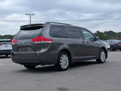 Used 2013 Toyota Sienna XLE