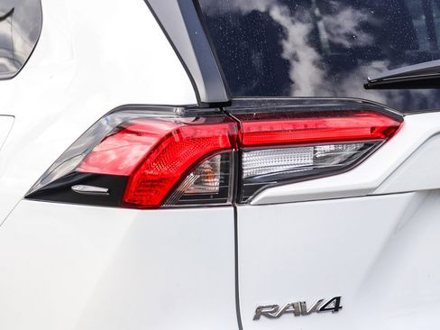Certified 2024 Toyota RAV4 XLE image 10