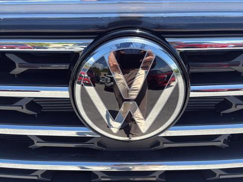 New 2026 Volkswagen Atlas SE FWD image 11
