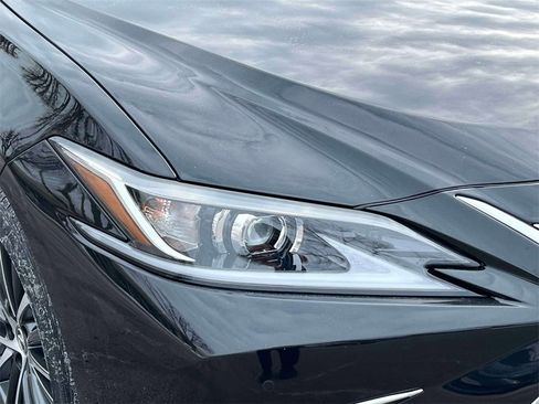 New 2025 Lexus ES 350 w/ Premium Package image 7