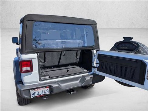 Used 2024 Jeep Wrangler Sport AWD/4WD image 6