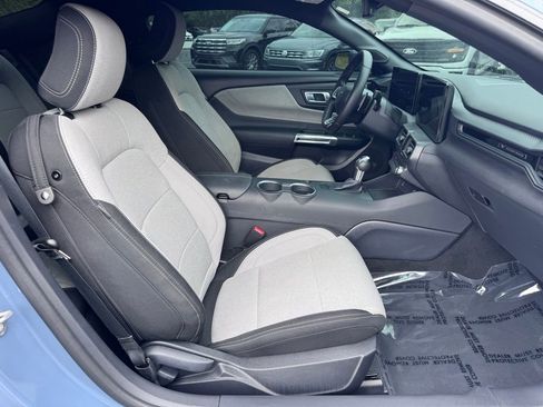 Used 2025 Ford Mustang GT RWD image 23