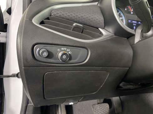 Used 2024 Chevrolet Malibu LT image 26