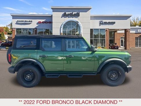Used 2022 Ford Bronco Black Diamond image 7