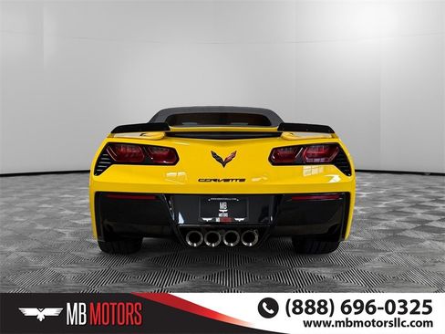 Used 2018 Chevrolet Corvette Stingray Convertible image 4