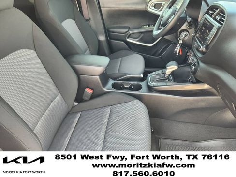 Certified 2024 Kia Soul LX FWD image 13