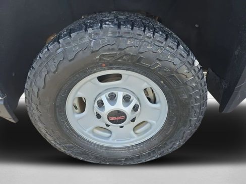 Used 2022 GMC Sierra 2500 Pro w/ Convenience Package image 12