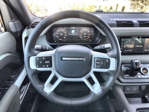 Certified 2021 Land Rover Defender 110 SE image 22