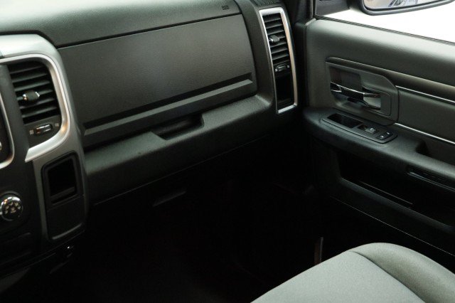 Used 2024 RAM 1500 Classic SLT AWD/4WD image 27