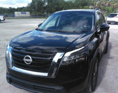Used 2025 Nissan Pathfinder SV FWD image 1