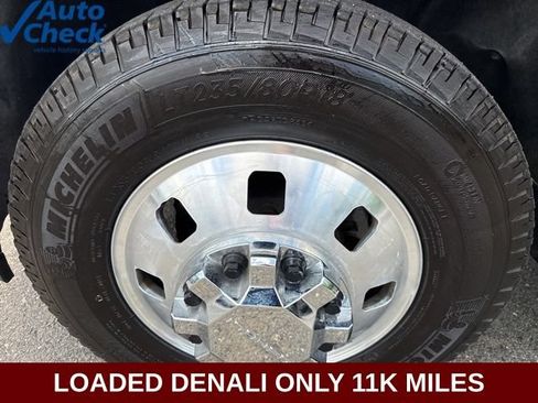 Used 2024 GMC Sierra 3500 Denali AWD/4WD image 17