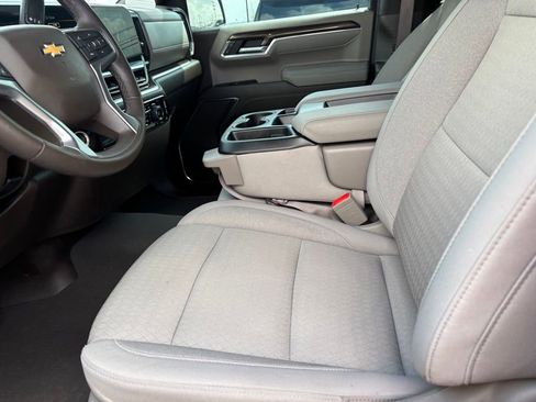 Used 2025 Chevrolet Silverado 1500 LT w/ Z71 Off-Road Package image 8