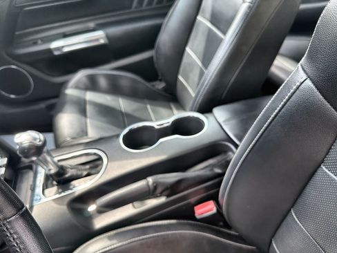 Used 2017 Ford Mustang Premium RWD image 30