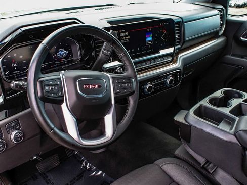 Used 2023 GMC Sierra 1500 Elevation image 15