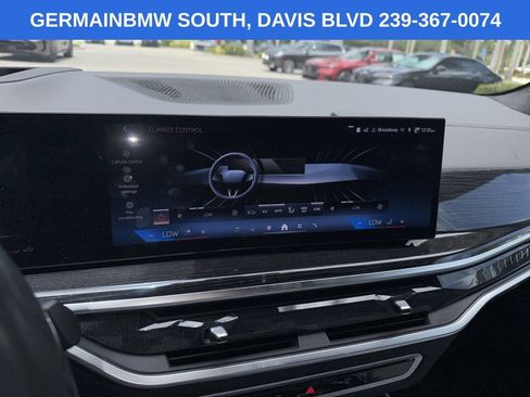 Certified 2024 BMW X7 xDrive40i w/ M Sport Package AWD/4WD image 15