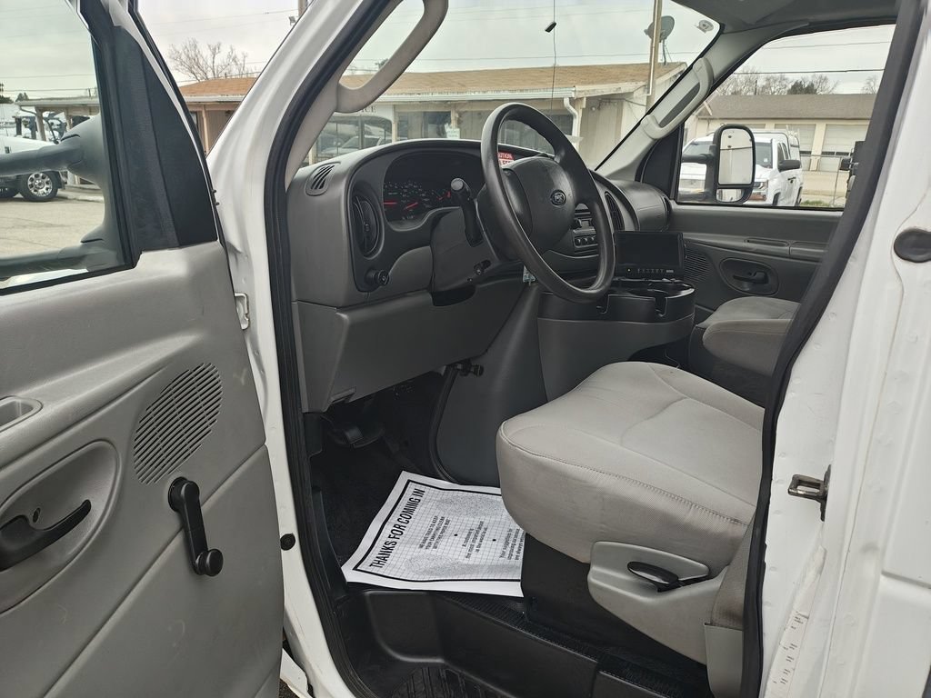 Used 2007 Ford E-450 and Econoline 450 RWD image 8