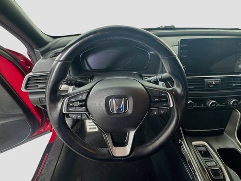 Used 2018 Honda Accord Sport image 11