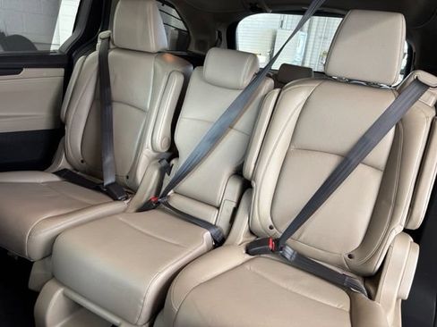 Used 2018 Honda Odyssey Elite image 24