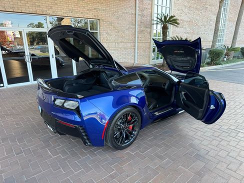Used 2017 Chevrolet Corvette Z06 image 18