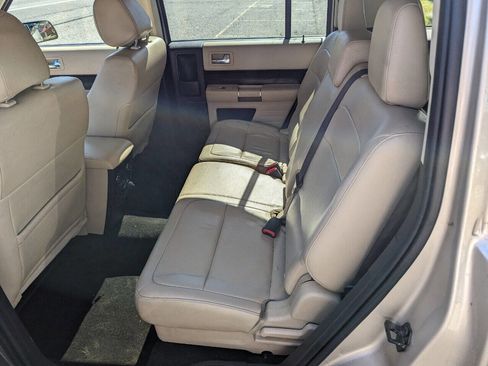 Used 2018 Ford Flex SEL w/ Equipment Group 202A image 16