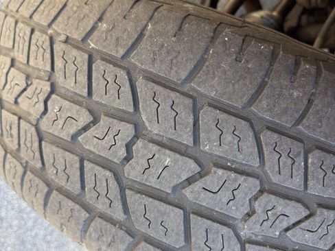 Used 2005 Chevrolet Tahoe Z71 w/ Preferred Equipment Group image 14