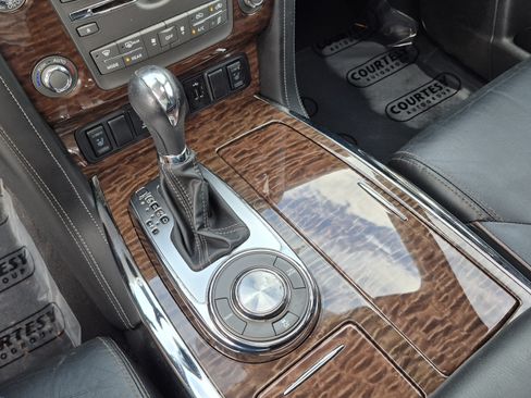 Used 2019 Nissan Armada SL w/ Premium Package RWD image 29