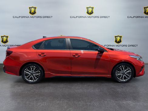 Used 2023 Kia Forte GT-Line w/ GT-Line Premium Package FWD image 6