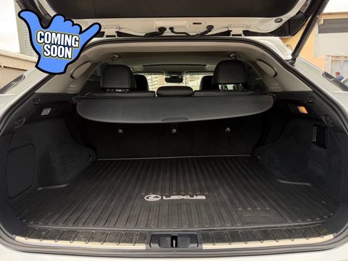 Used 2016 Lexus RX 450h FWD image 18