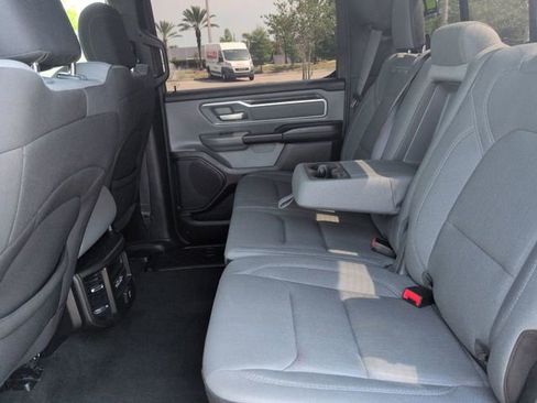Used 2022 RAM 1500 Big Horn AWD/4WD image 14