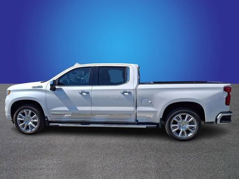 Used 2024 Chevrolet Silverado 1500 High Country w/ High Country Premium Package AWD/4WD image 7