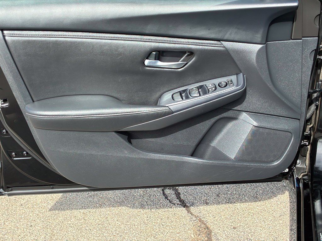 Used 2024 Nissan Sentra SV w/ All-Weather Package FWD image 18