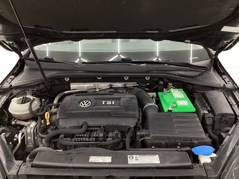 Used 2017 Volkswagen Golf Alltrack S image 41