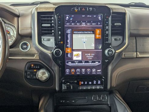 Used 2019 RAM 1500 Limited AWD/4WD image 22