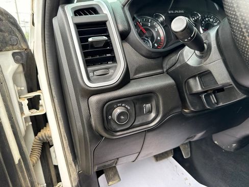 Used 2022 RAM 2500 Big Horn AWD/4WD image 22