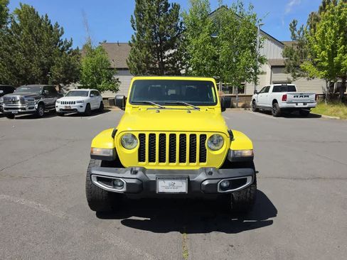 Used 2023 Jeep Gladiator Sport AWD/4WD image 8