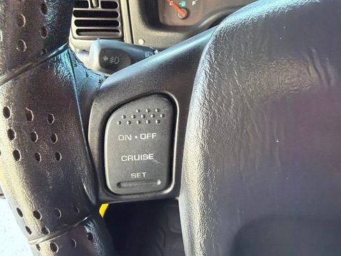 Used 2004 Jeep Wrangler 4WD image 33