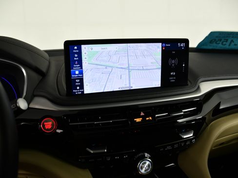Certified 2025 Acura MDX SH-AWD image 25