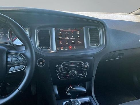 Used 2023 Dodge Charger SXT RWD image 9