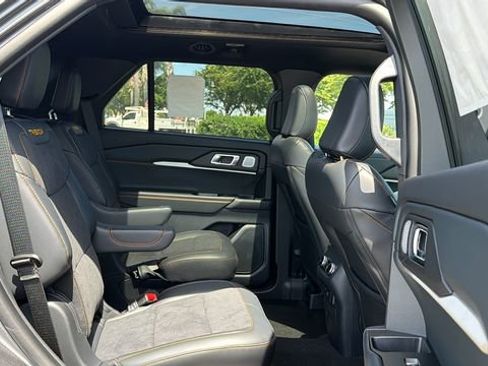 New 2026 Ford Explorer Tremor w/ Tremor Ultimate Package AWD/4WD image 13