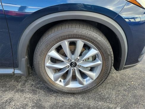 Used 2021 INFINITI QX50 Luxe image 6