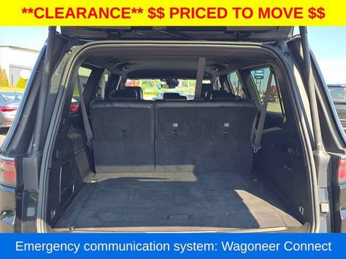 Used 2024 Jeep Wagoneer L Series II w/ Flexible Seating Group AWD/4WD image 31