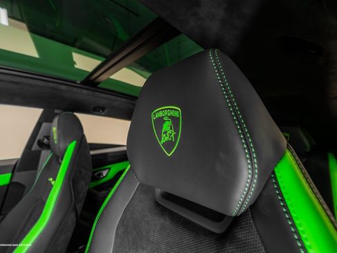 Used 2024 Lamborghini Urus S image 20