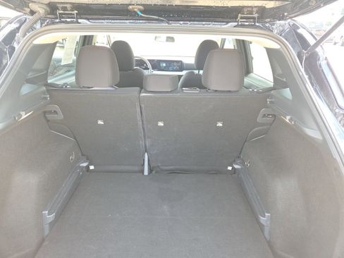 Used 2025 Nissan Kicks SV FWD image 15