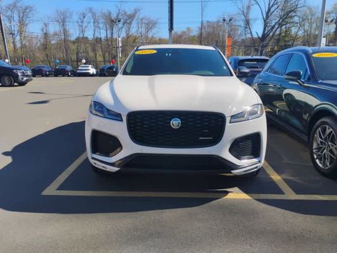 Used 2025 Jaguar F-PACE R-Dynamic S AWD/4WD image 3